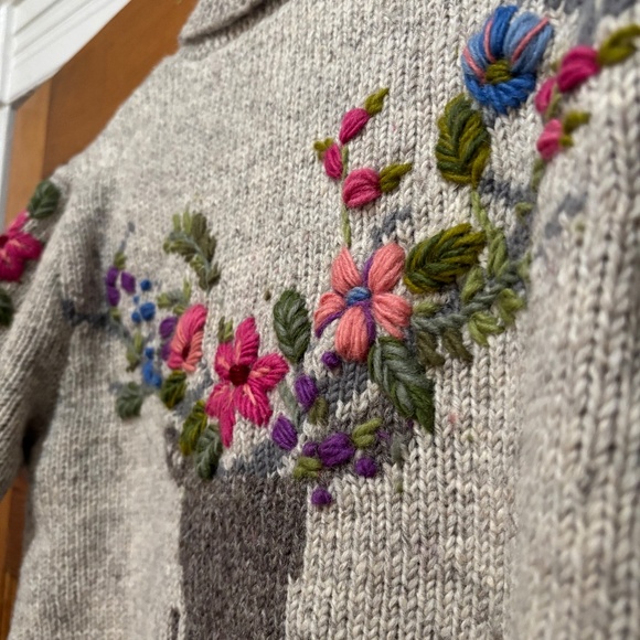 LOST HORIZON WOMEN'S WOOL HARTLEY SWEATER/COAT - Picture 3 of 10